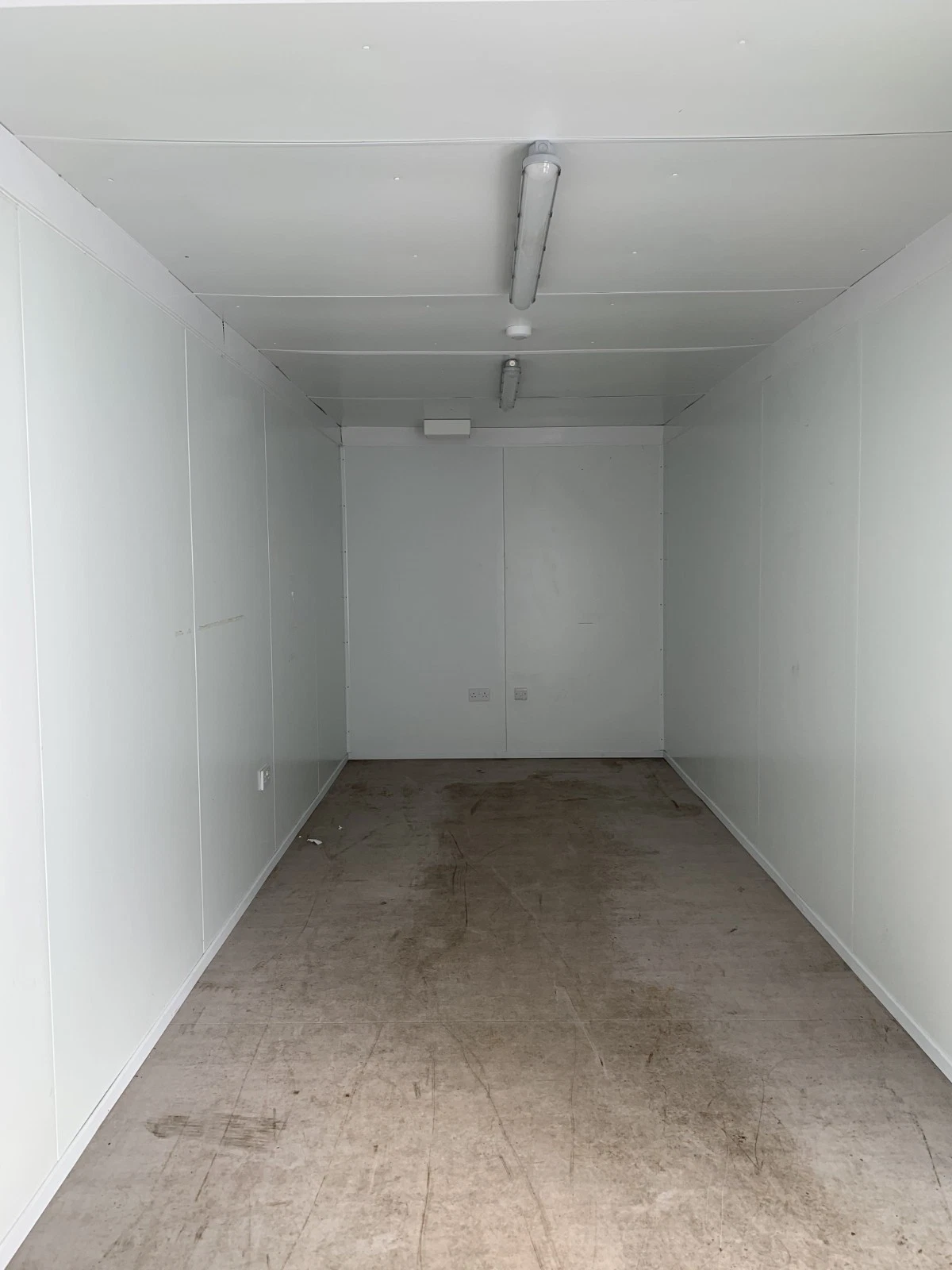 20ft x 8ft Insulated Storage Unit – Durable Steel Container